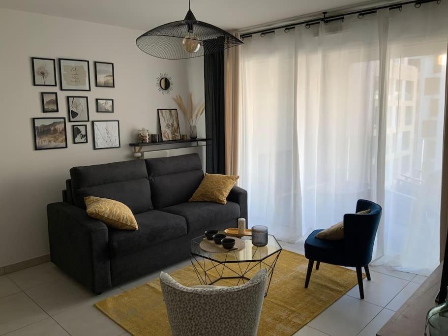 Logement Cosy Climatise Avec Parking Aix-en-Provence Eksteriør billede